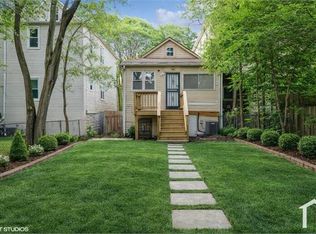 2823 E 93rd St, Chicago, IL 60617