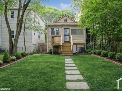 2823 E 93rd St, Chicago, IL, 60617