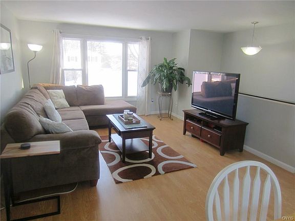 3rd image of 5408 Amalfi Dr