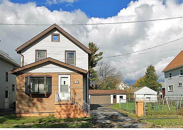 1st image of 6 Fig Ave