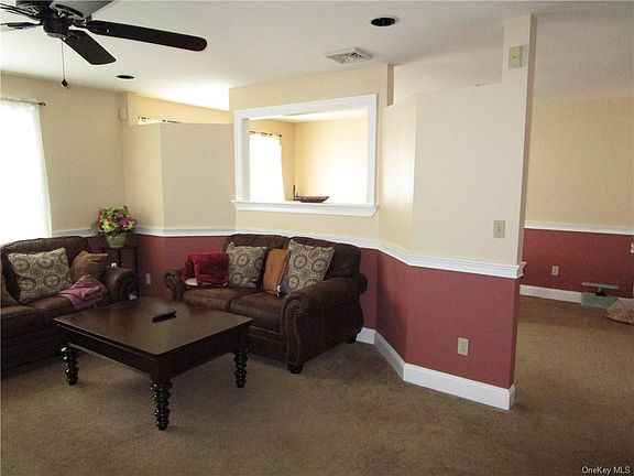 4th image of 135 Deer Ct Dr