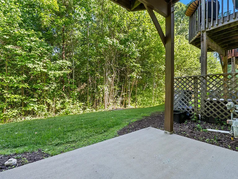 160 Grey Elm Trl — Photo 22