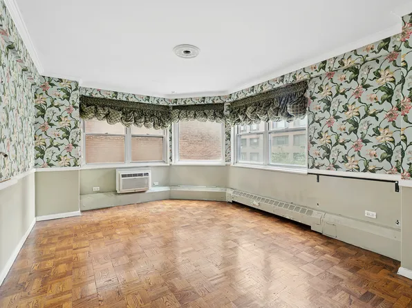 1175 York Avenue image 6 of 10