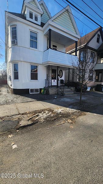 2nd image of 531 Mumford Street