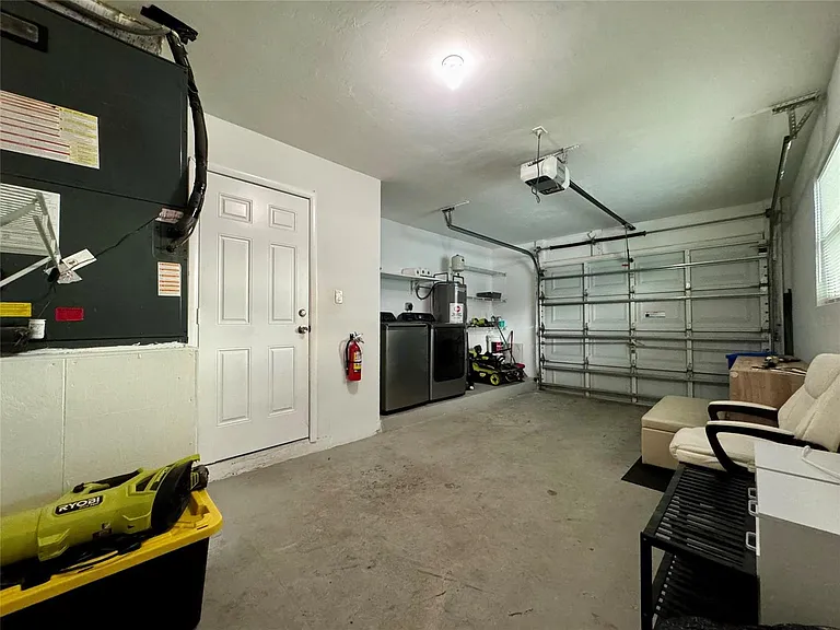 1871 NW 31st Ct — Photo 36