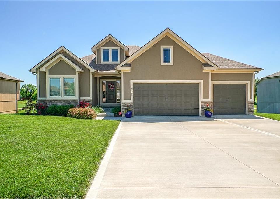 1st image of 4320 S Stone Canyon Dr