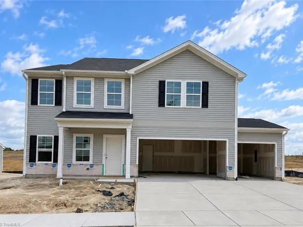 5845 Latigo Ct, Clemmons, NC 27012