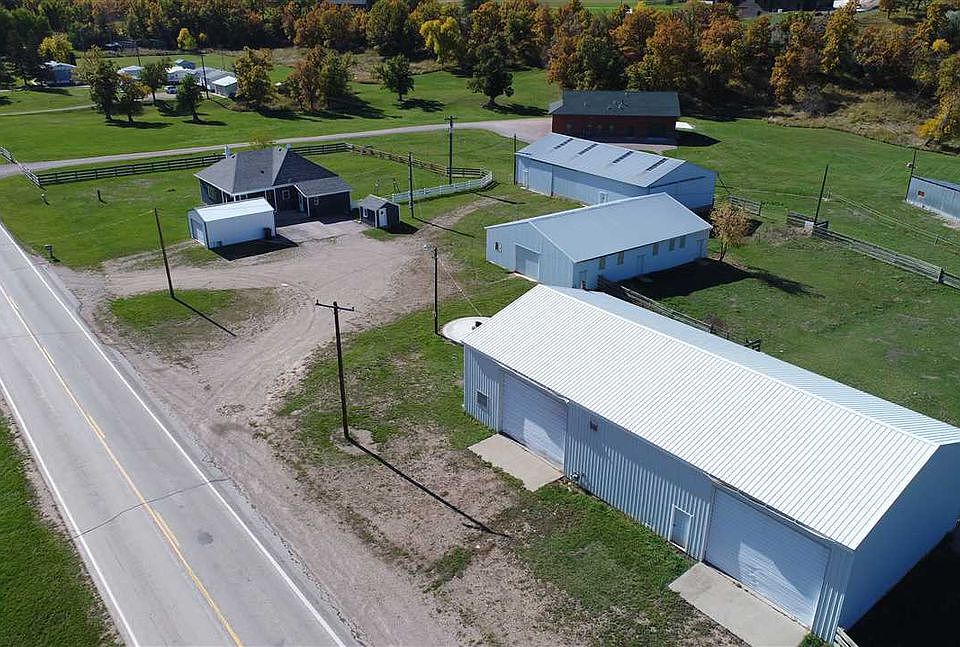 2nd image of 12096 Crook City Rd