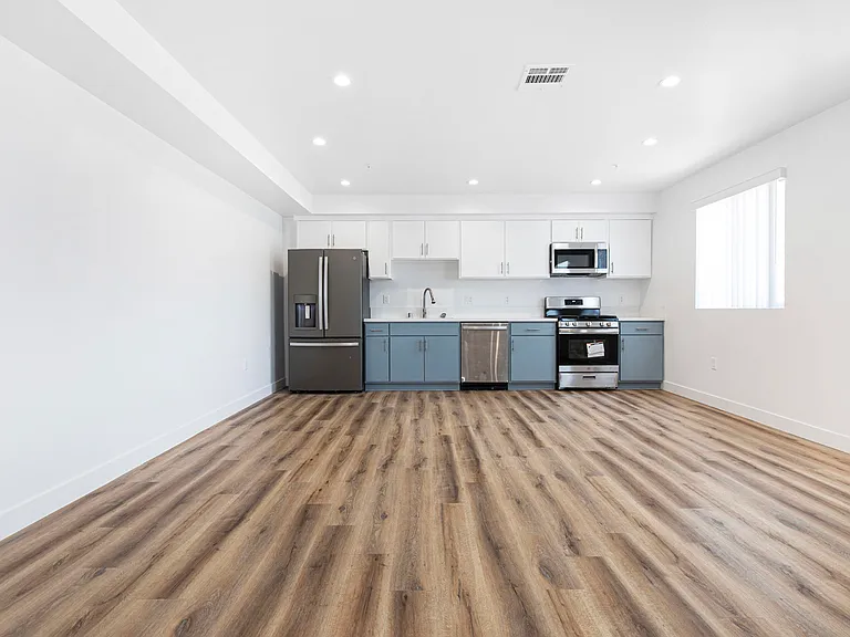 5912.5 Tujunga Ave — Photo 5
