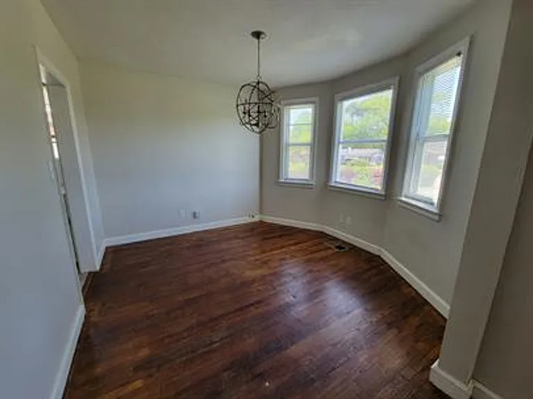 7 Calhoun Rd — Photo 16