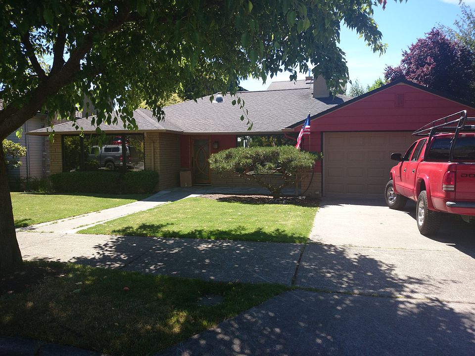 2nd image of 3215 44th Ave W