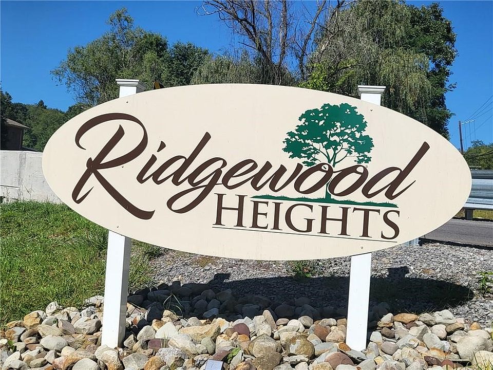 2nd image of 79 Ridgewood Dr