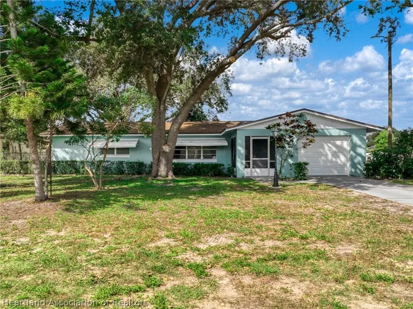 3416 Hawk St, Sebring, FL 33872