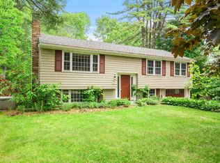 112 Bowdoin St, Yarmouth, ME 04096