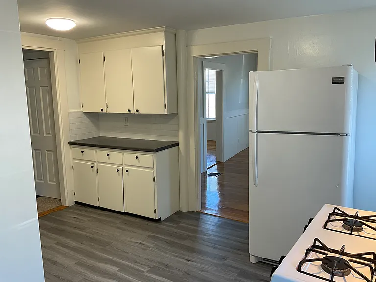 272 Washington St #1 — Photo 6