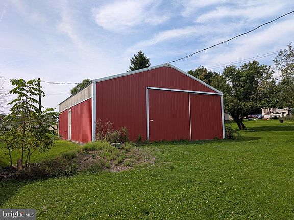 4th image of 111 Empire Rd