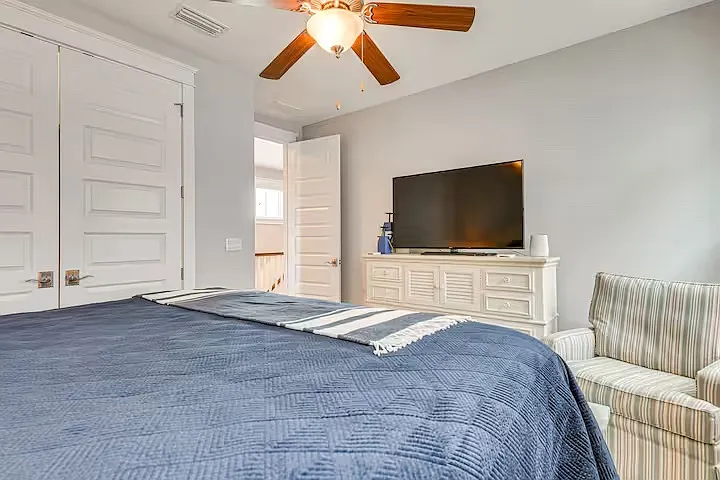 403 Gulfview Cir — Photo 18