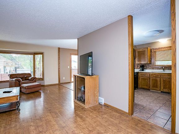 3rd image of 14636 Burnell Park Dr