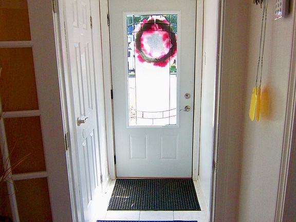 2nd image of 420 Kenwood Dr