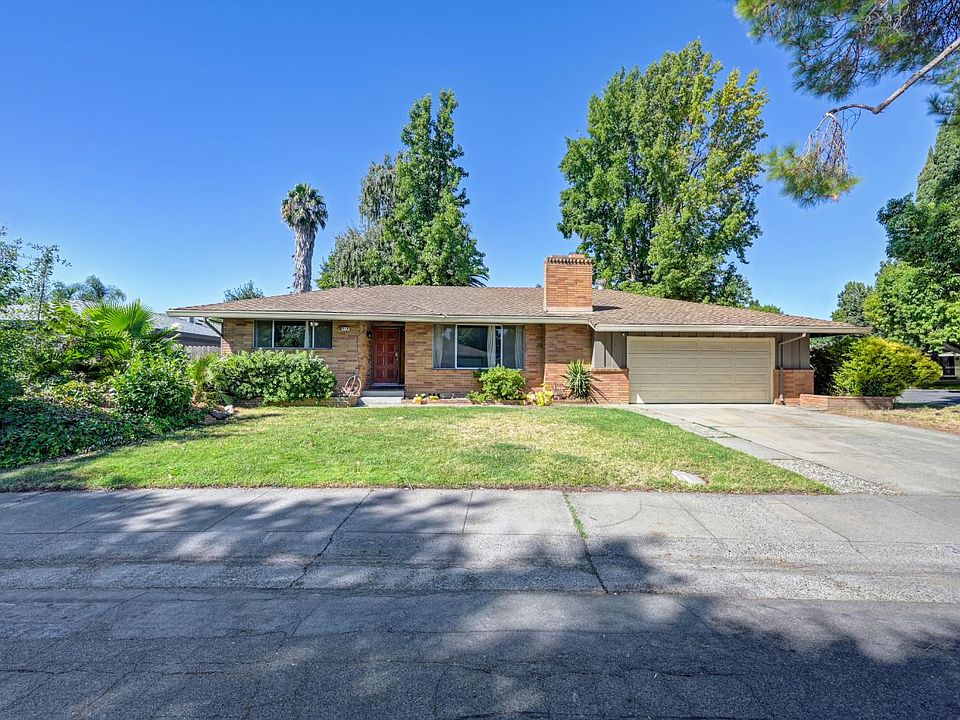 1st image of 310 Bello Rio Way