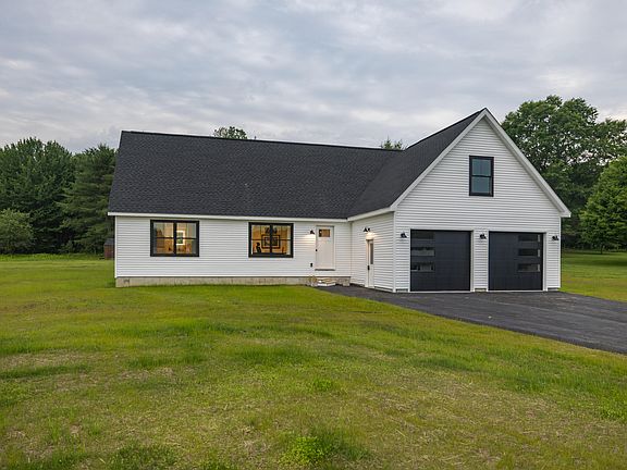 3rd image of 319 Harmons Corner Road