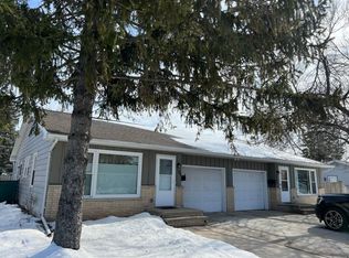 130 S Buchanan St, Appleton, WI 54915