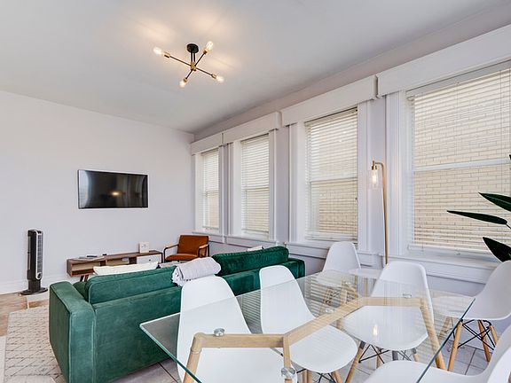3rd image of 2310 1st St APT 602