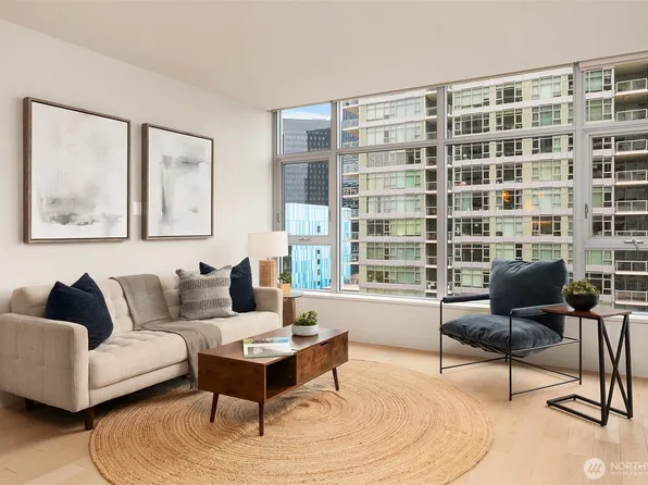 583 Battery Street #2208N, Seattle, WA 98121