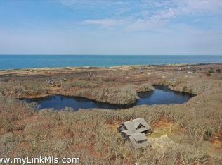 17 Old South Rd, Aquinnah, MA 02535