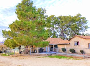 4472 145th St W, Rosamond, CA 93560