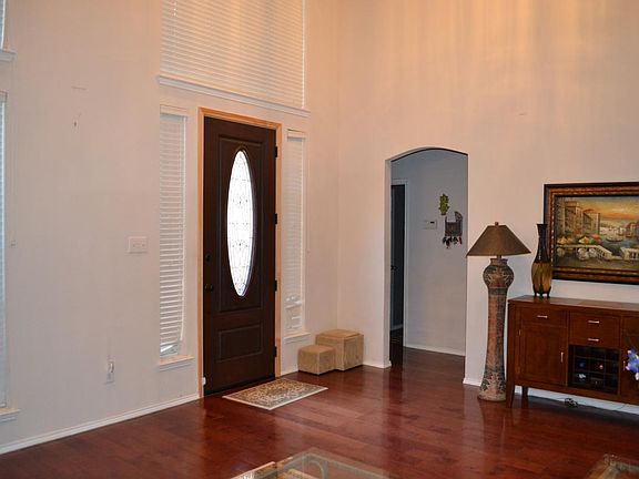 Foyer/Entry