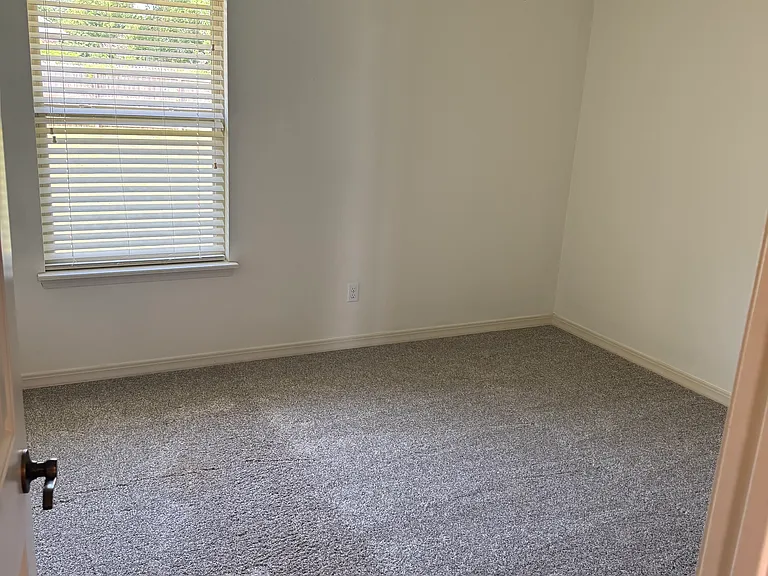 489 N Drewrys Bluff Dr — Photo 11