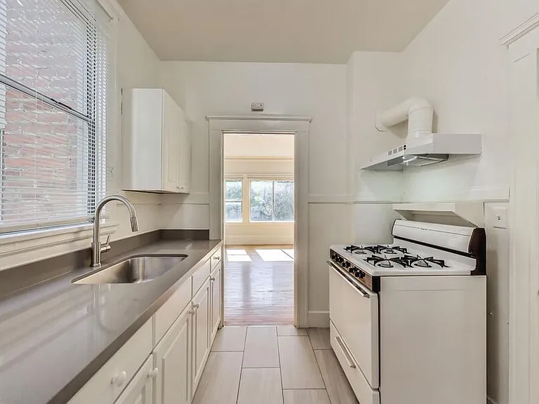 1434 Jackson St #6 — Photo 6
