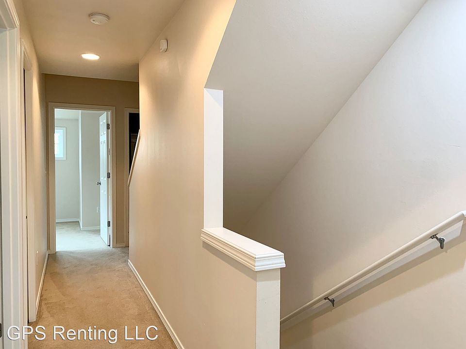 1st image of 12325 10th Pl NE APT D