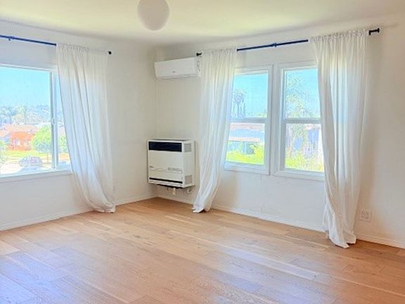 5th image of 2202 S Bronson Ave #0