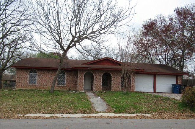 1st image of 1565 Marigold Dr