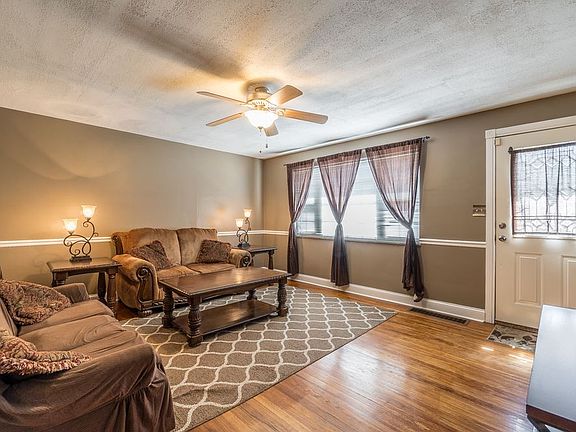 3rd image of 200 Roberta Ave