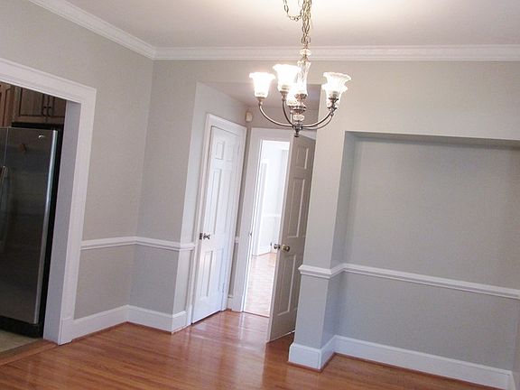 5th image of 3111 Westover Dr