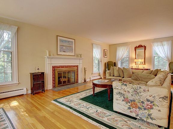 Living Room w/Fireplace