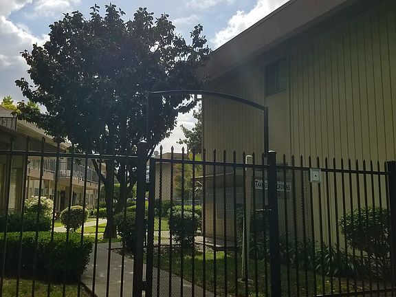 2nd image of 7212 Pacific Ave APT 94
