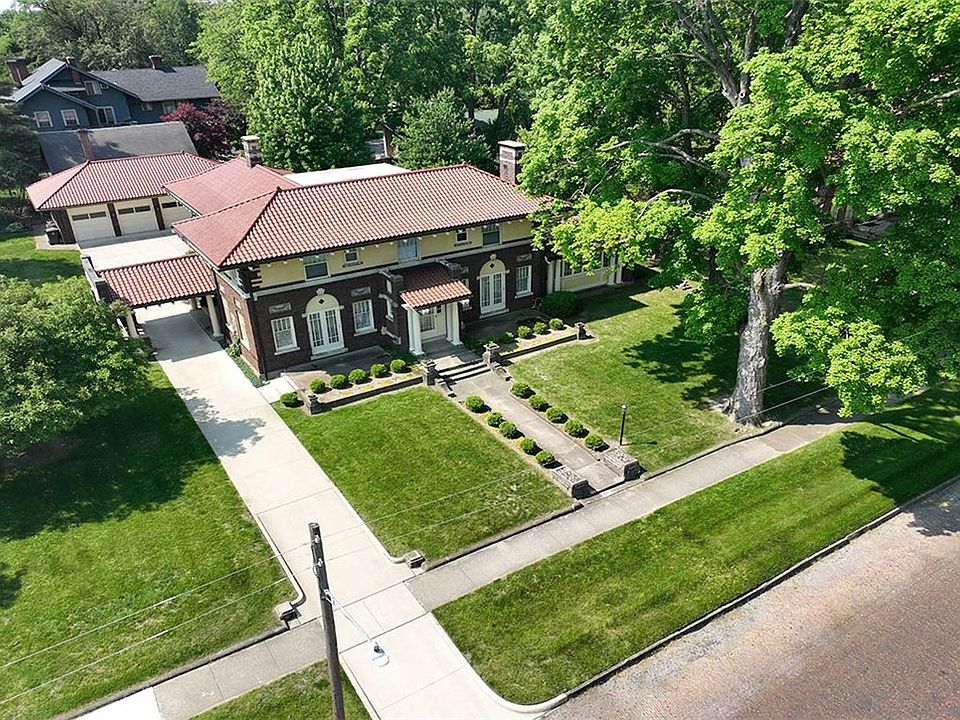 891 W William St, Decatur, IL 62522 Zillow