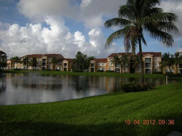 2091 Renaissance Blvd APT 306, Hollywood, FL 33025