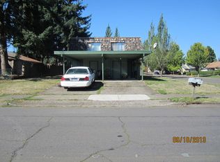 172 66th St, Springfield, OR 97478