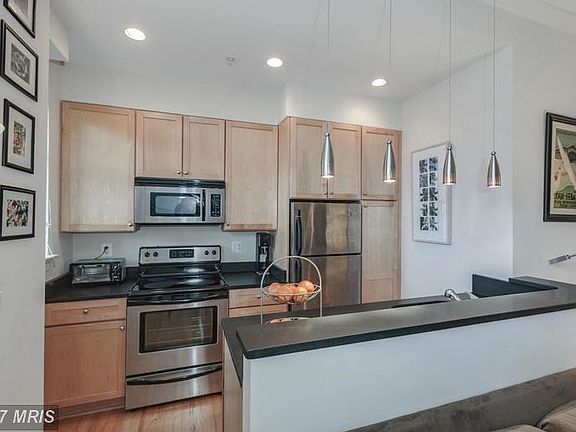 Kitchen (3 of 3)