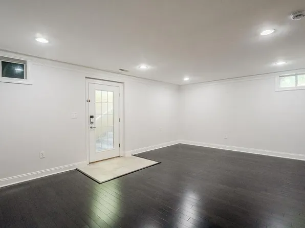 7812 Lake Dr #Basement, Manassas, VA 20111
