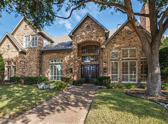 2nd image of 3305 Caleo Ct