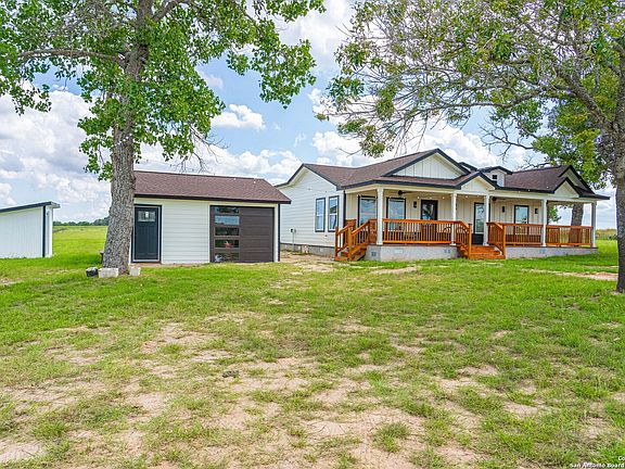3rd image of 150 ADCOCK LN