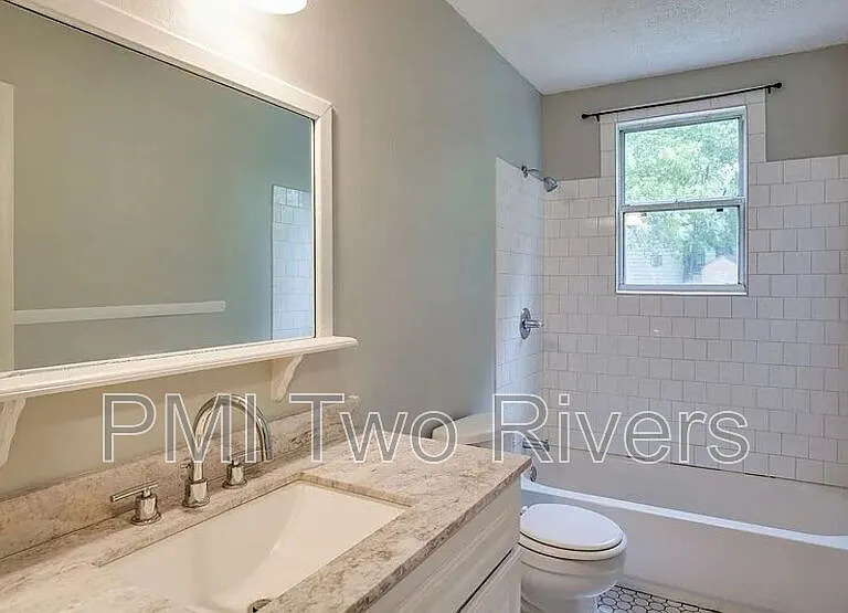 135 Brenda Ln — Photo 12