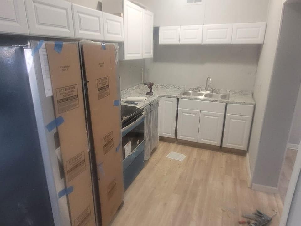2nd image of 111 Vanderbilt Rd