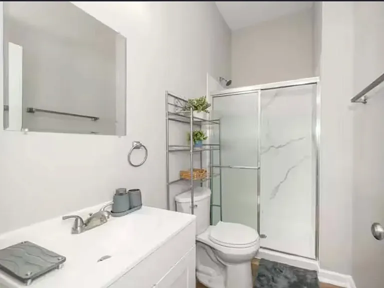887 Lexington Ave #1 — Photo 6